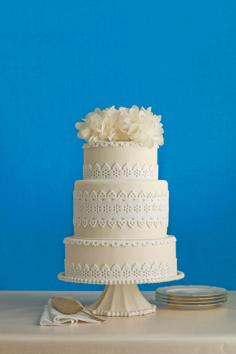 prozorčić Gone Modern Wedding Cake 