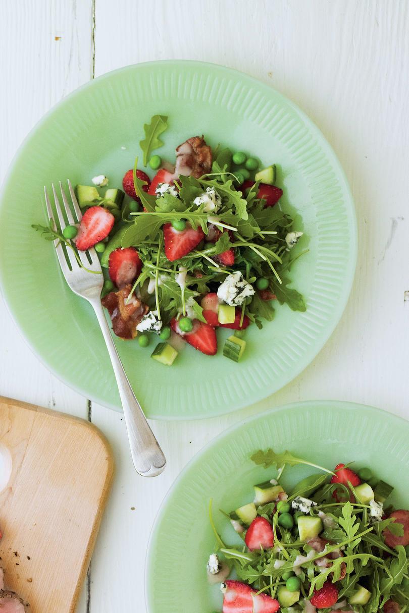 वसंत Garden Strawberry Salad Recipe