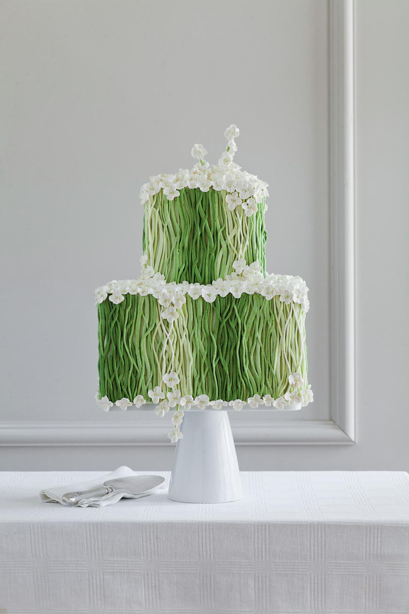 Tavaszi Greens Wedding Cake 