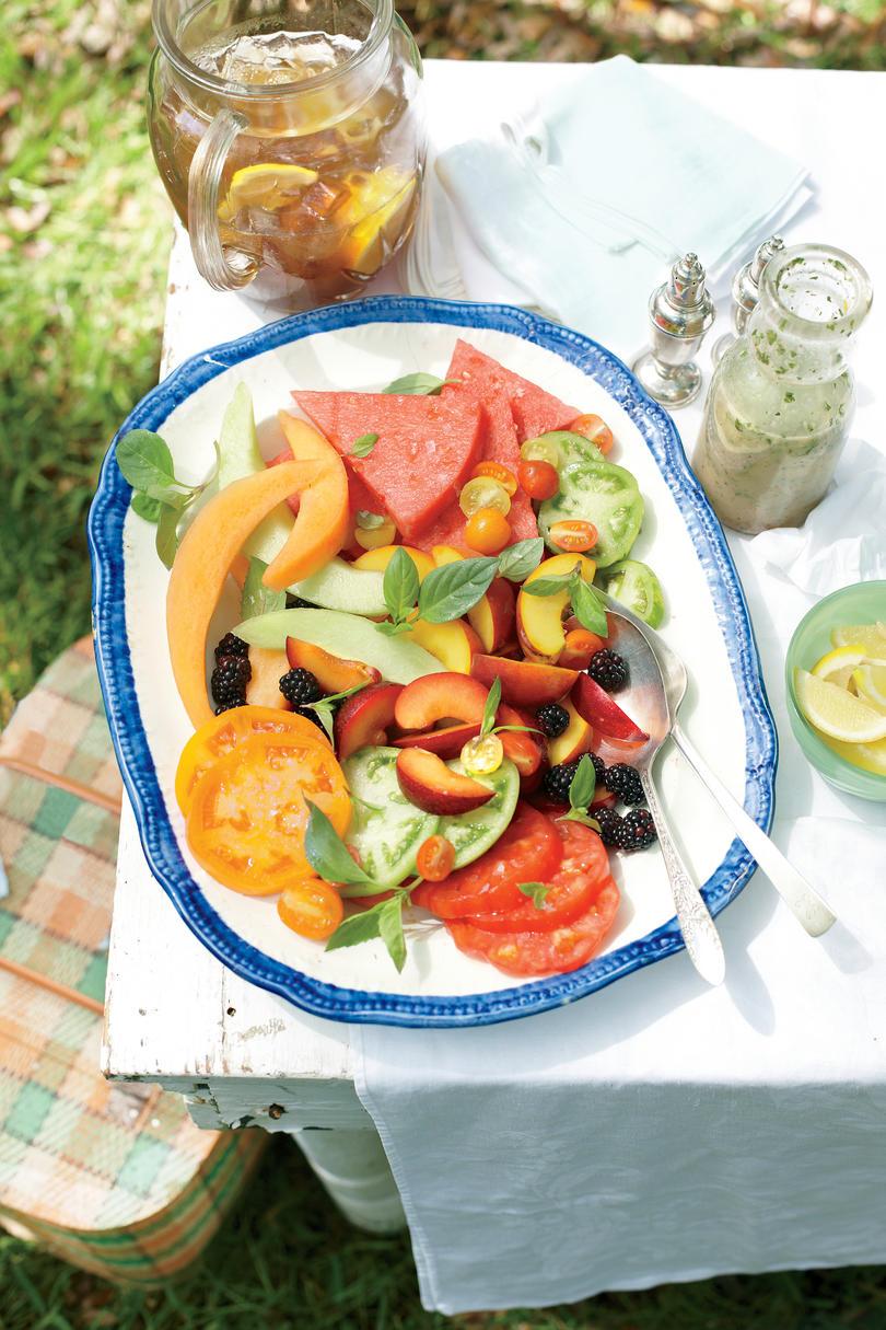 Paradicsom-és-Gyümölcs Salad