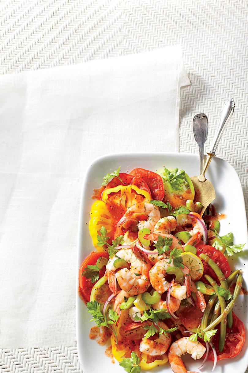 रक्तरंजित Mary Tomato Salad with Quick Pickled Shrimp