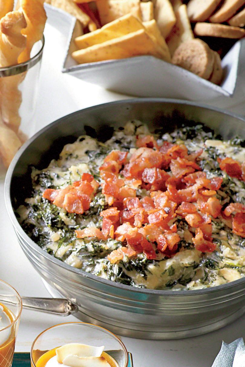 गरम Kale-and-Asiago Dip