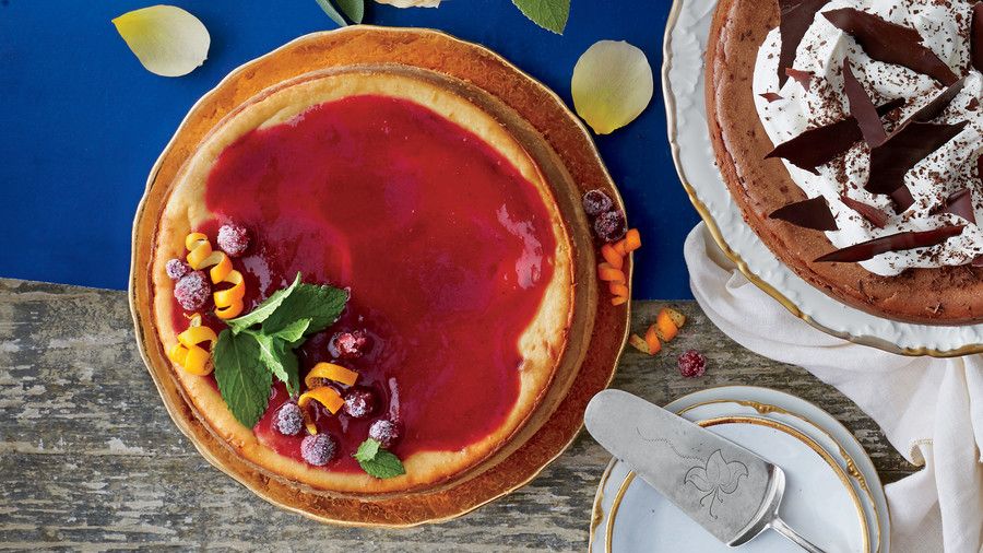 क्रैनबेरी Cheesecake with Cranberry-Orange Sauce Recipe