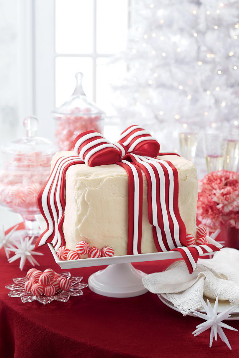 fehér Cake with Peppermint Icing