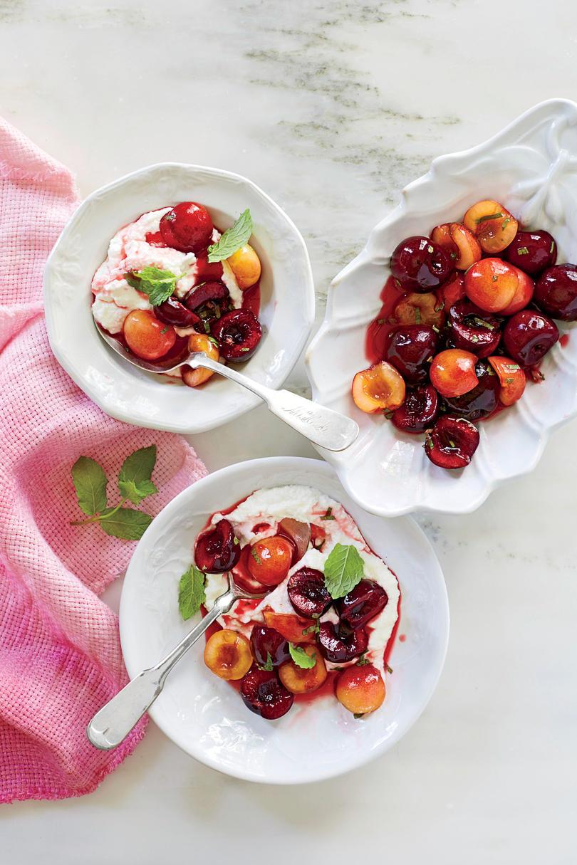 Orange-i-bosiljak Macerated Cherries