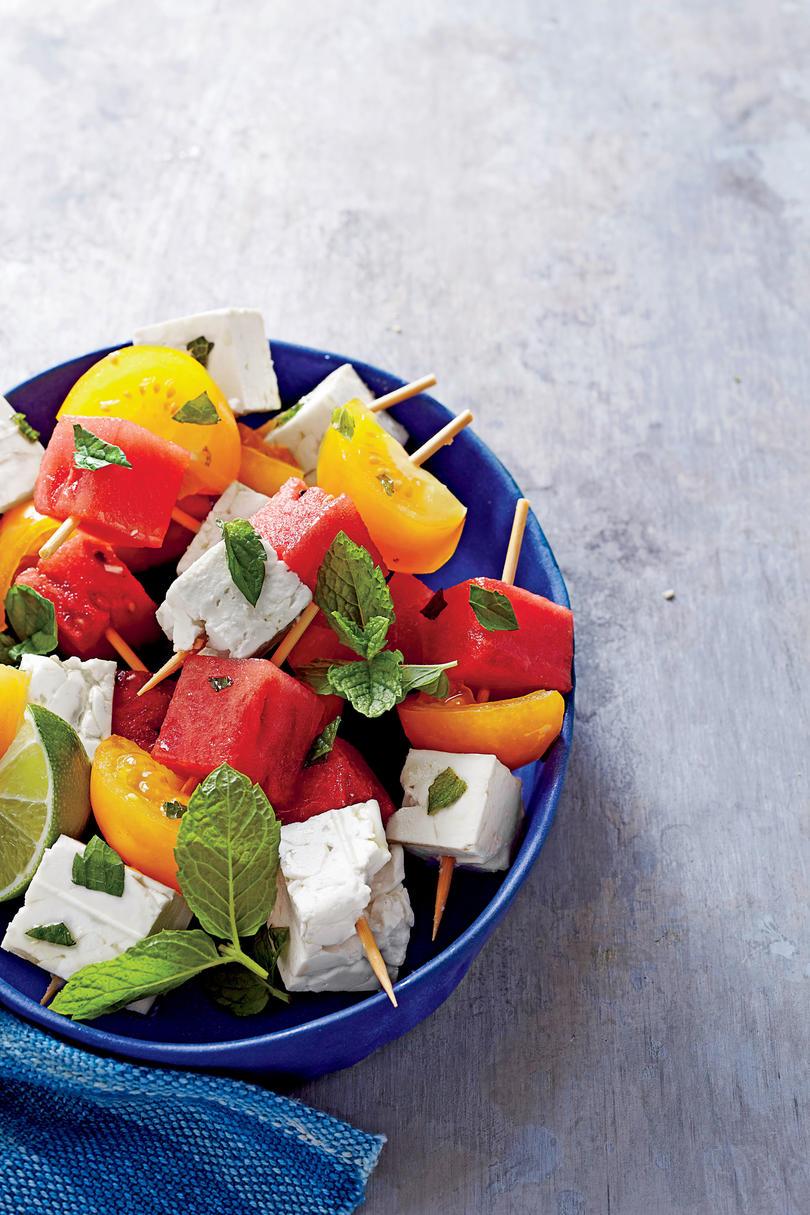 टमाटर, Watermelon, and Feta Skewers with Mint and Lime