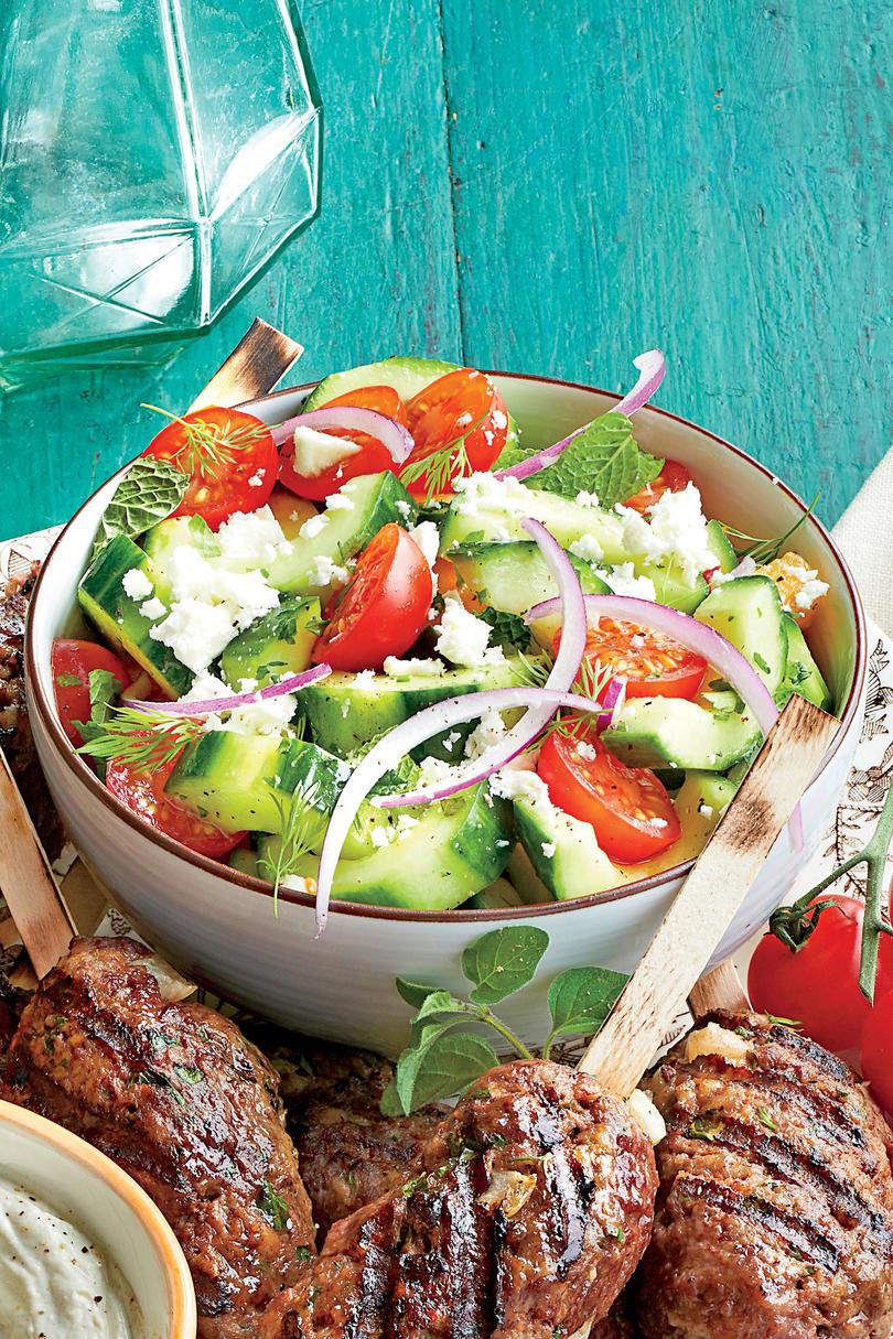 zöldfűszeres Cucumber-and-Tomato Salad