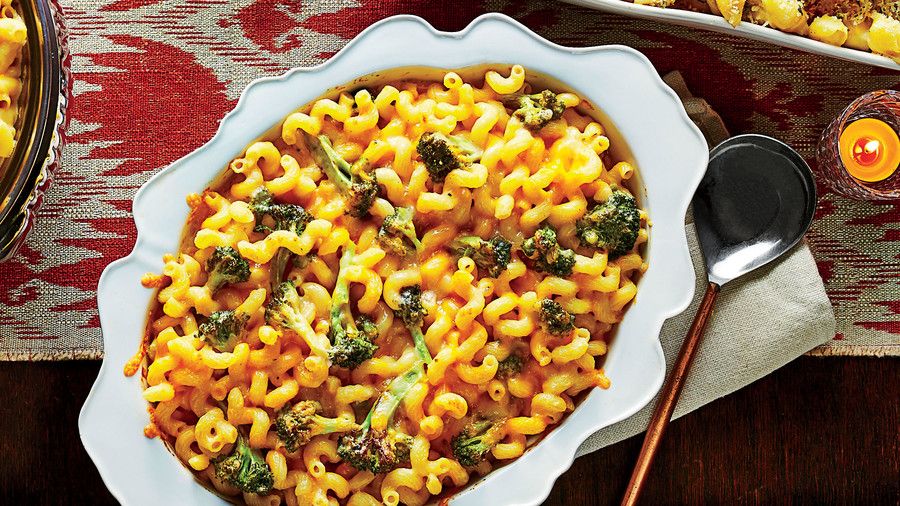 भुना हुआ Broccoli Macaroni and Cheese