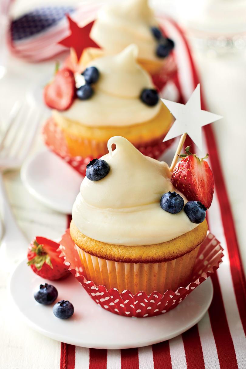 Rouge, White, and Blueberry-Filled Cupcakes