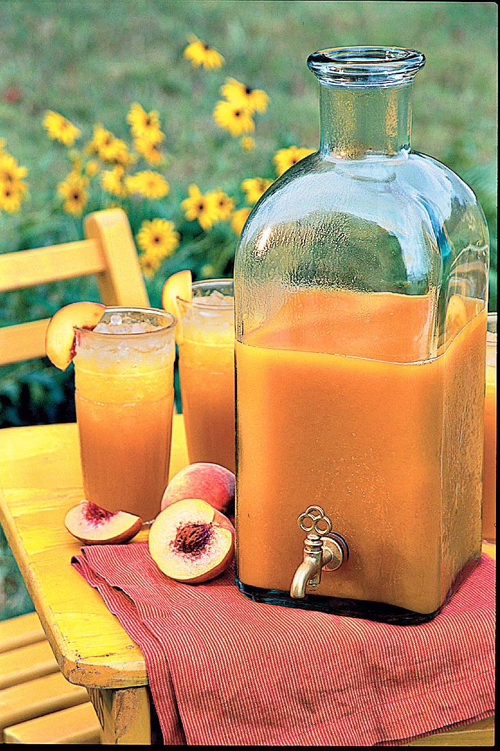 Puncs and Cocktail Summer Drink Recipes: Peach Iced Tea