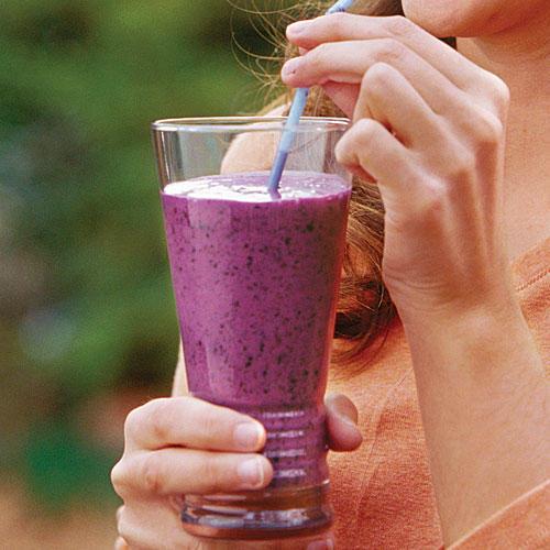 ताज़ा Blueberry Recipes: Blueberry Soy Shakes