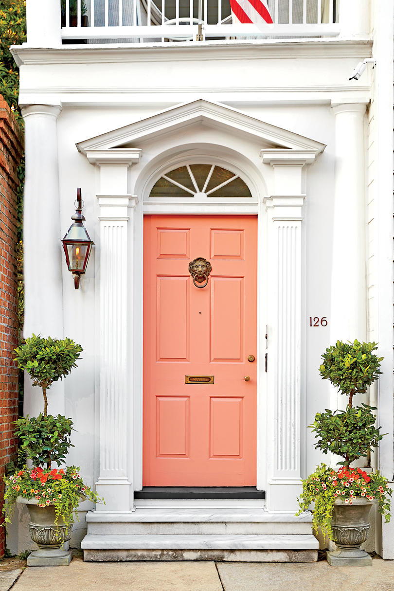 चार्ल्सटन Coral Front Door