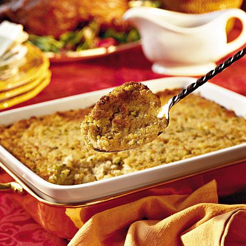 kiitospäivä Dinner Side Dishes: Cornbread Dressing Recipes