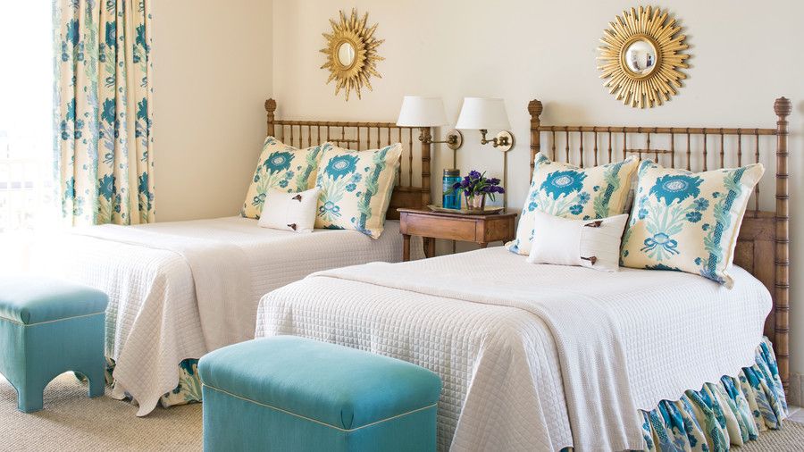 मलाई and Turquoise Twin Bedroom
