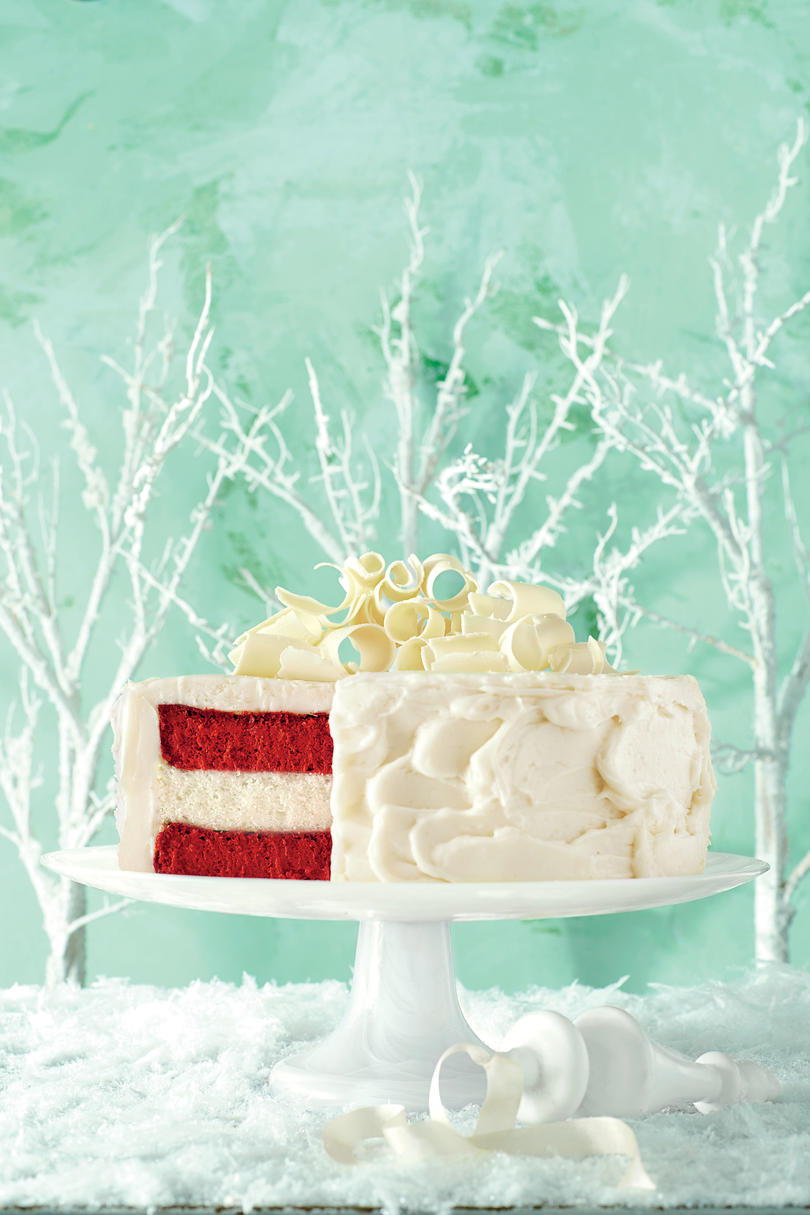 Punainen Velvet Cheesecake-Vanilla Cake with Cream Cheese Frosting 