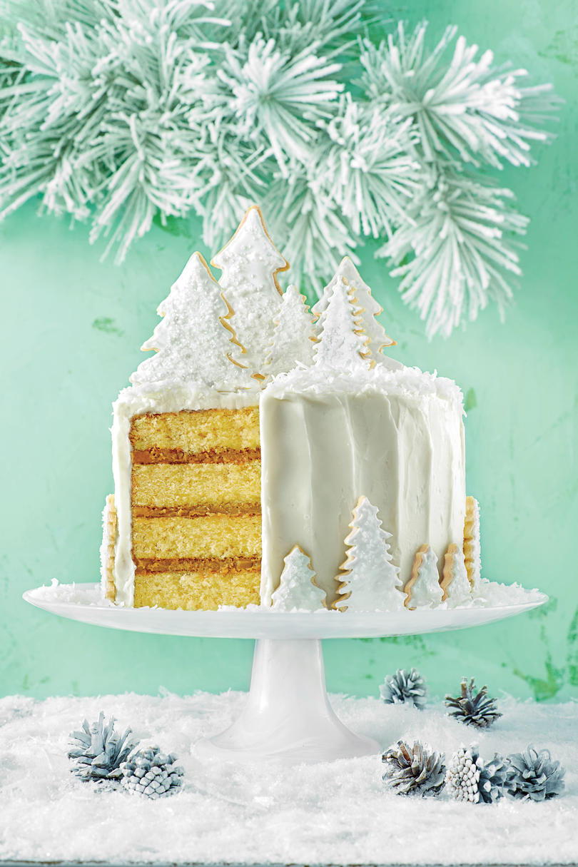 Kokos Cake with Rum FIlling and Coconut Ermine Frosting