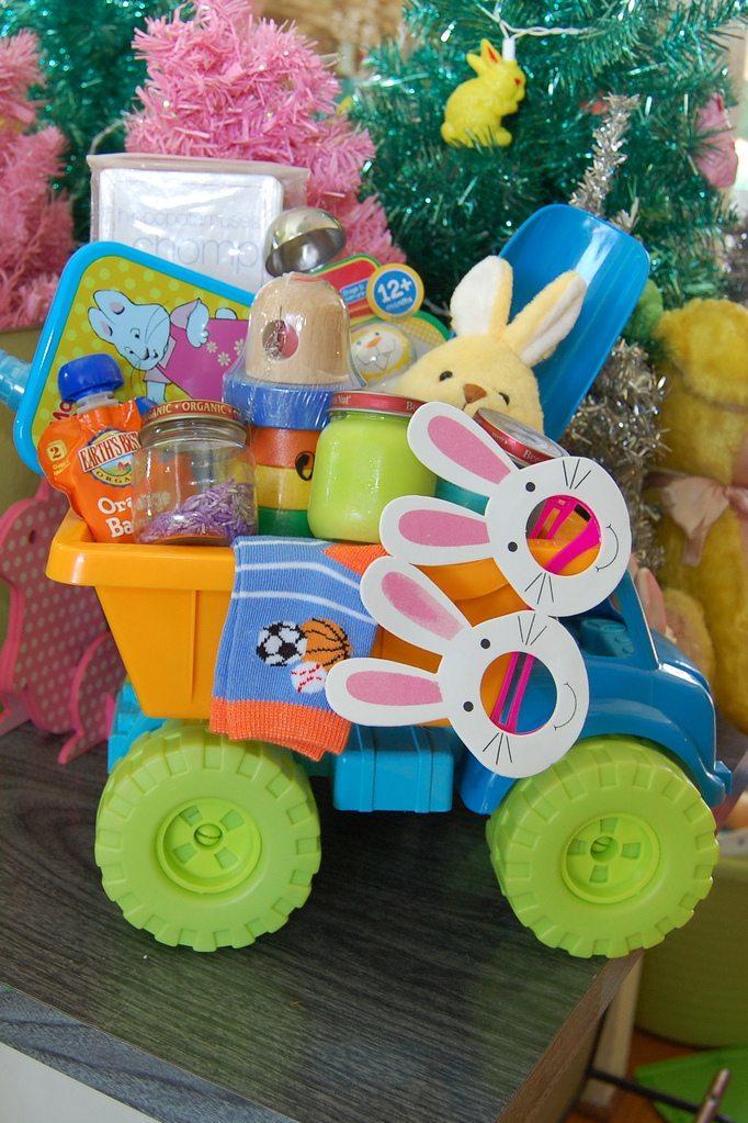 ढेर Truck Easter Basket for Baby