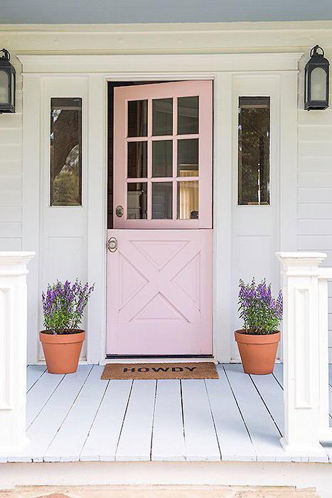 गुलाबी Dutch Door