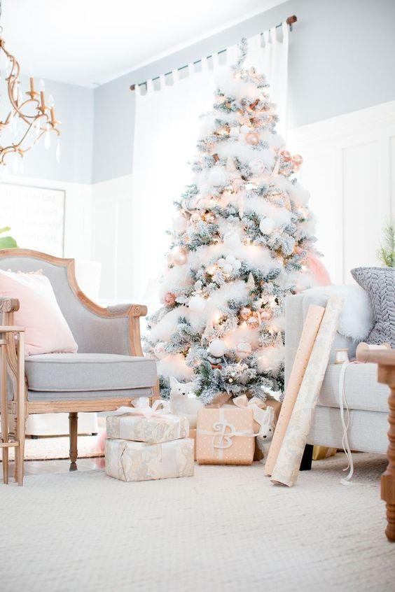 mekan Pink and White Christmas Tree