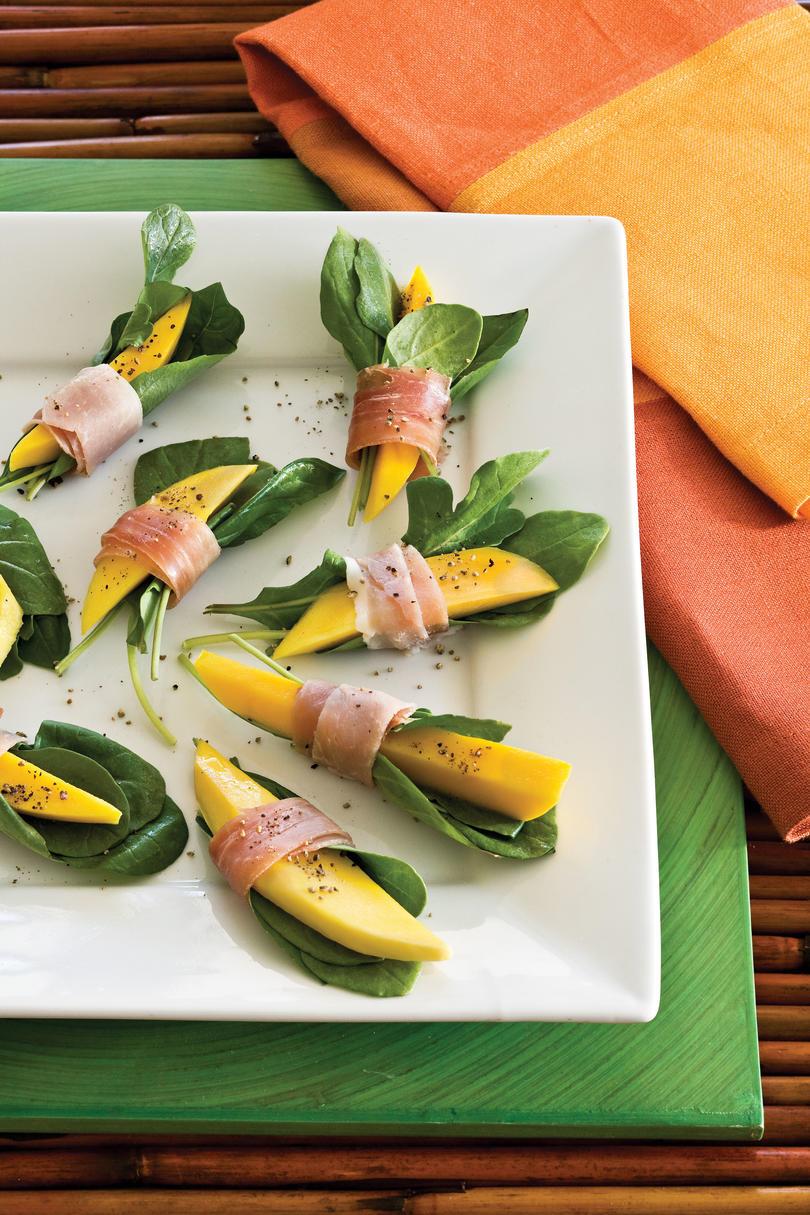 स्वस्थ Food Recipe: Prosciutto-Wrapped Mango Bites