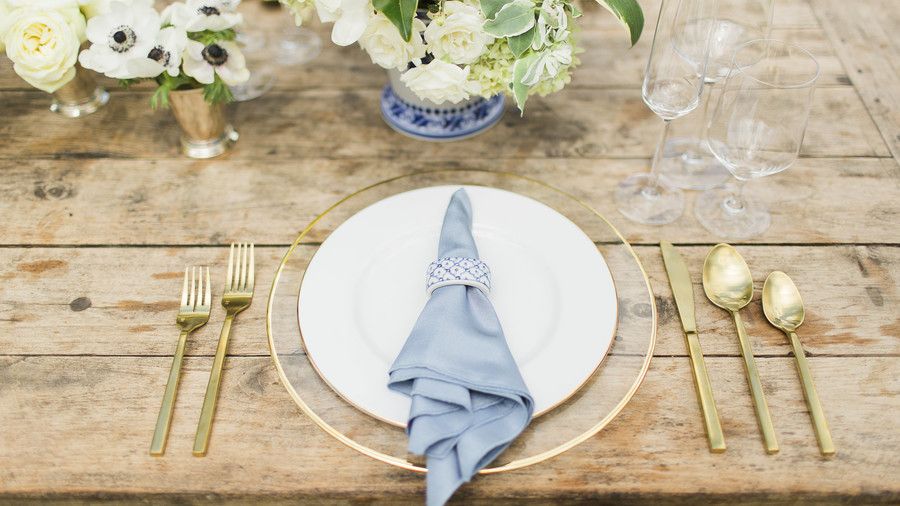 केंद्र Your Place Setting Around Color