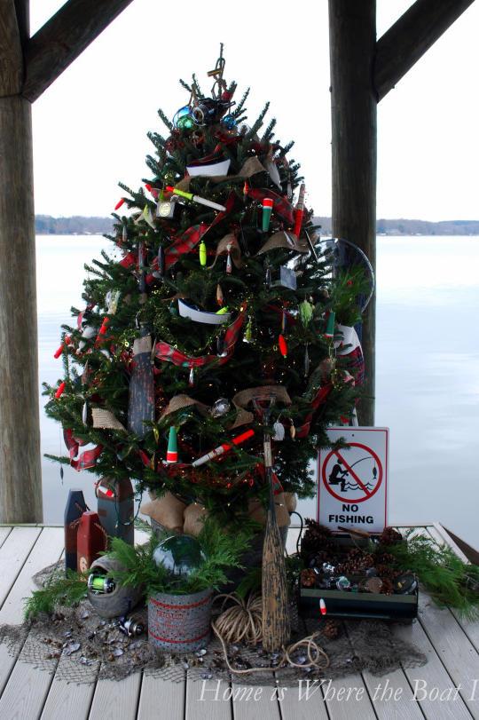 मछली पकड़ना Christmas Tree
