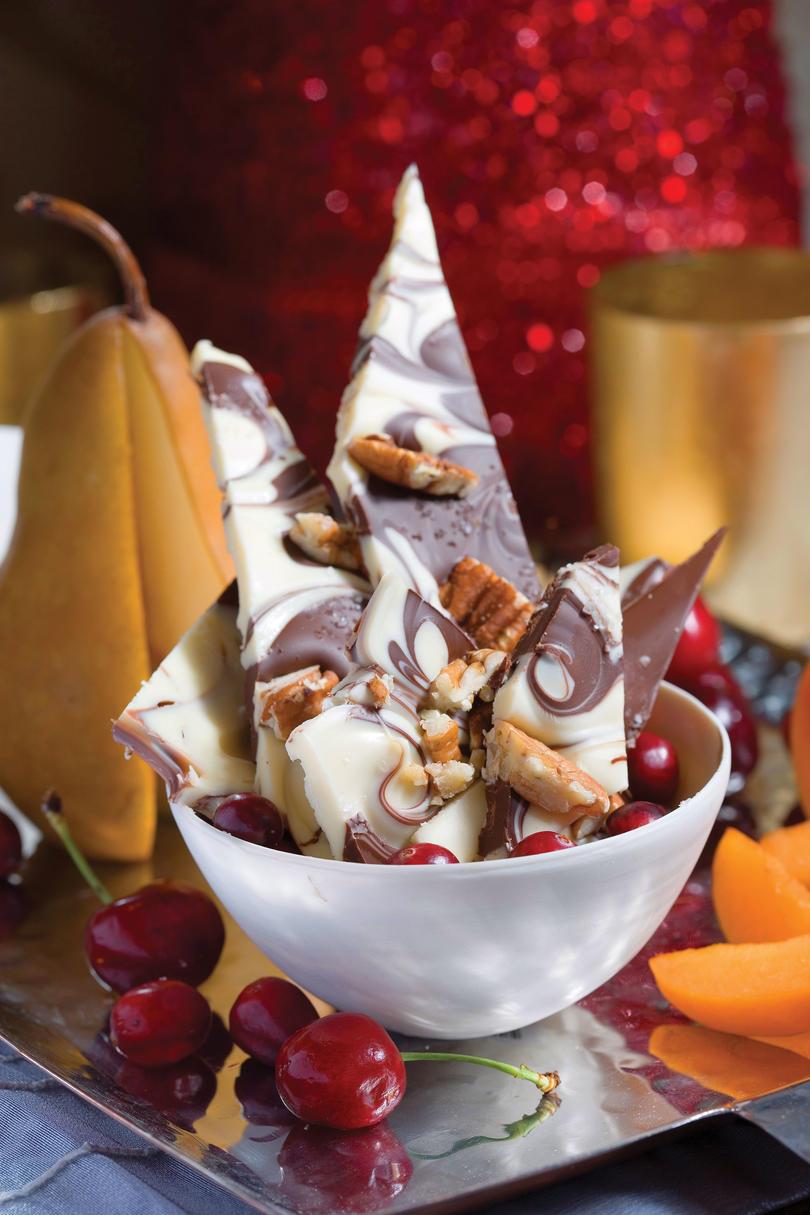 Suolainen Chocolate-Pecan Christmas Candy Recipe