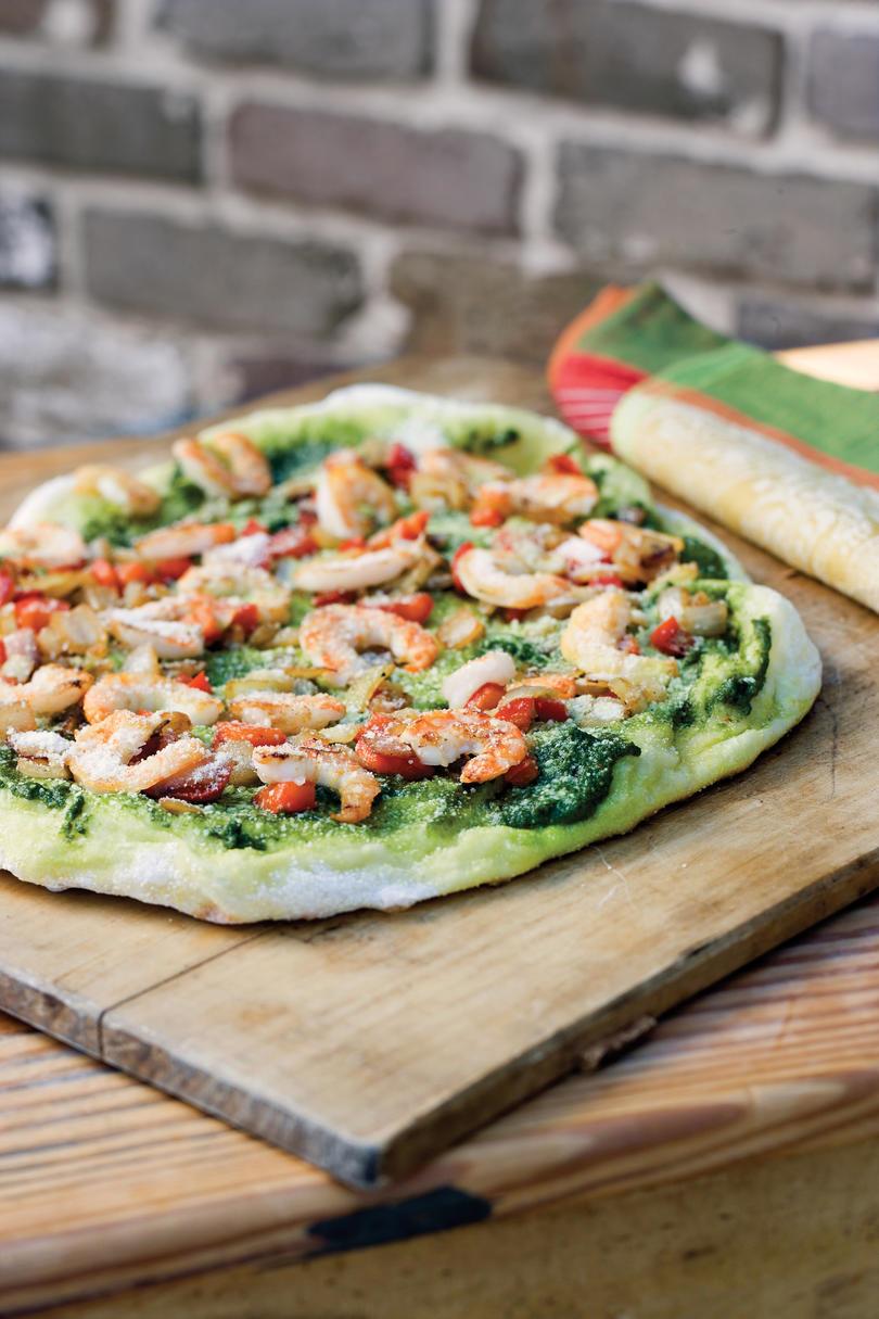 पिज़्ज़ा Recipes: Shrimp-Pesto Pizza