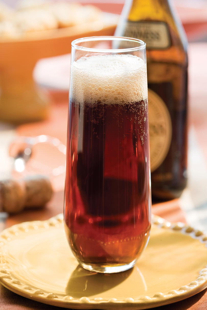 St. Patrick's Day Recipes: Black Velvet Beer