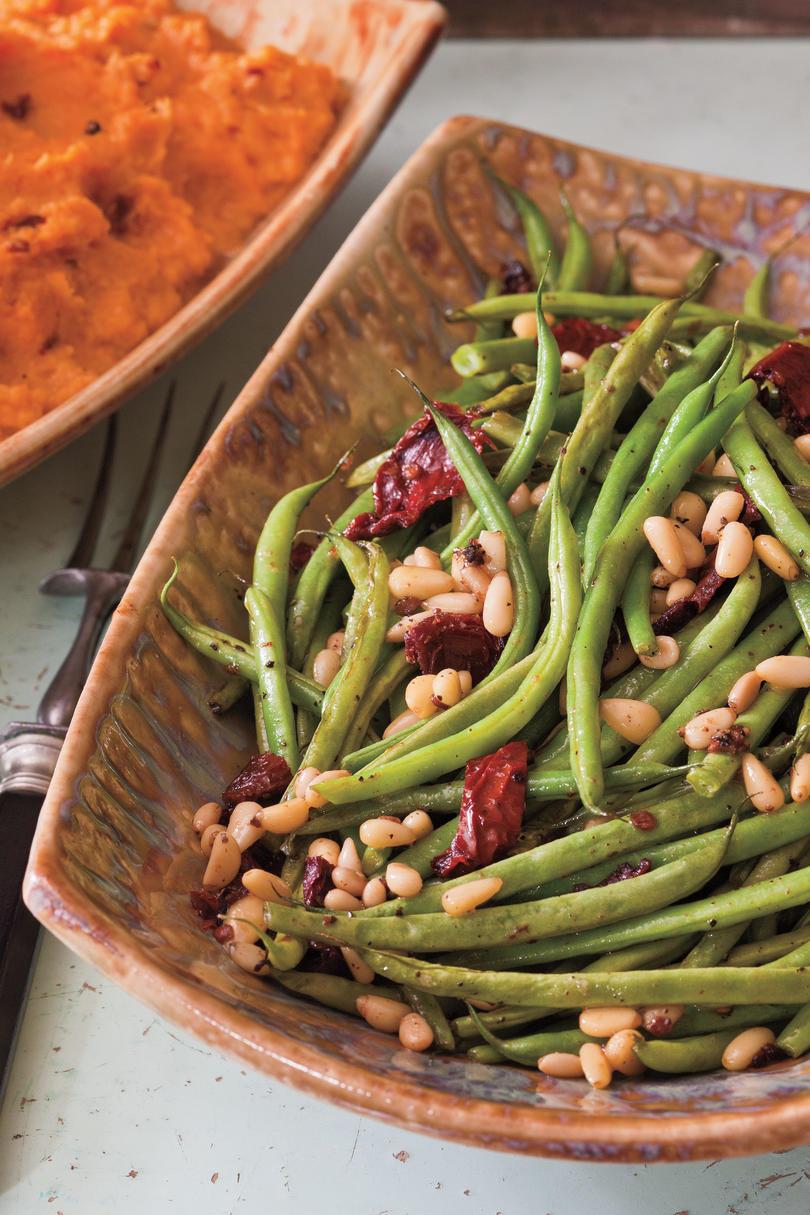 Paahdettu Green Beans with Sun-dried Tomatoes