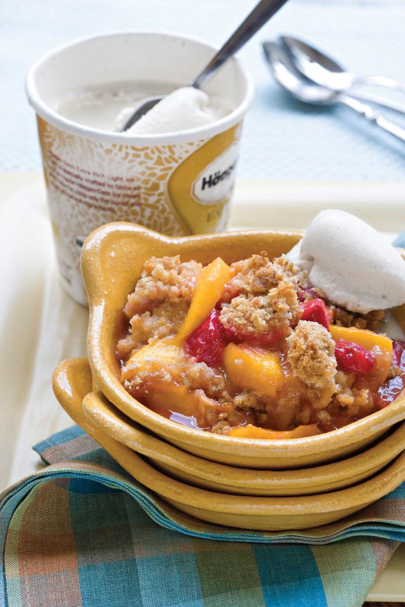 En bonne santé Dessert: Peach-Rhubarb Crisp