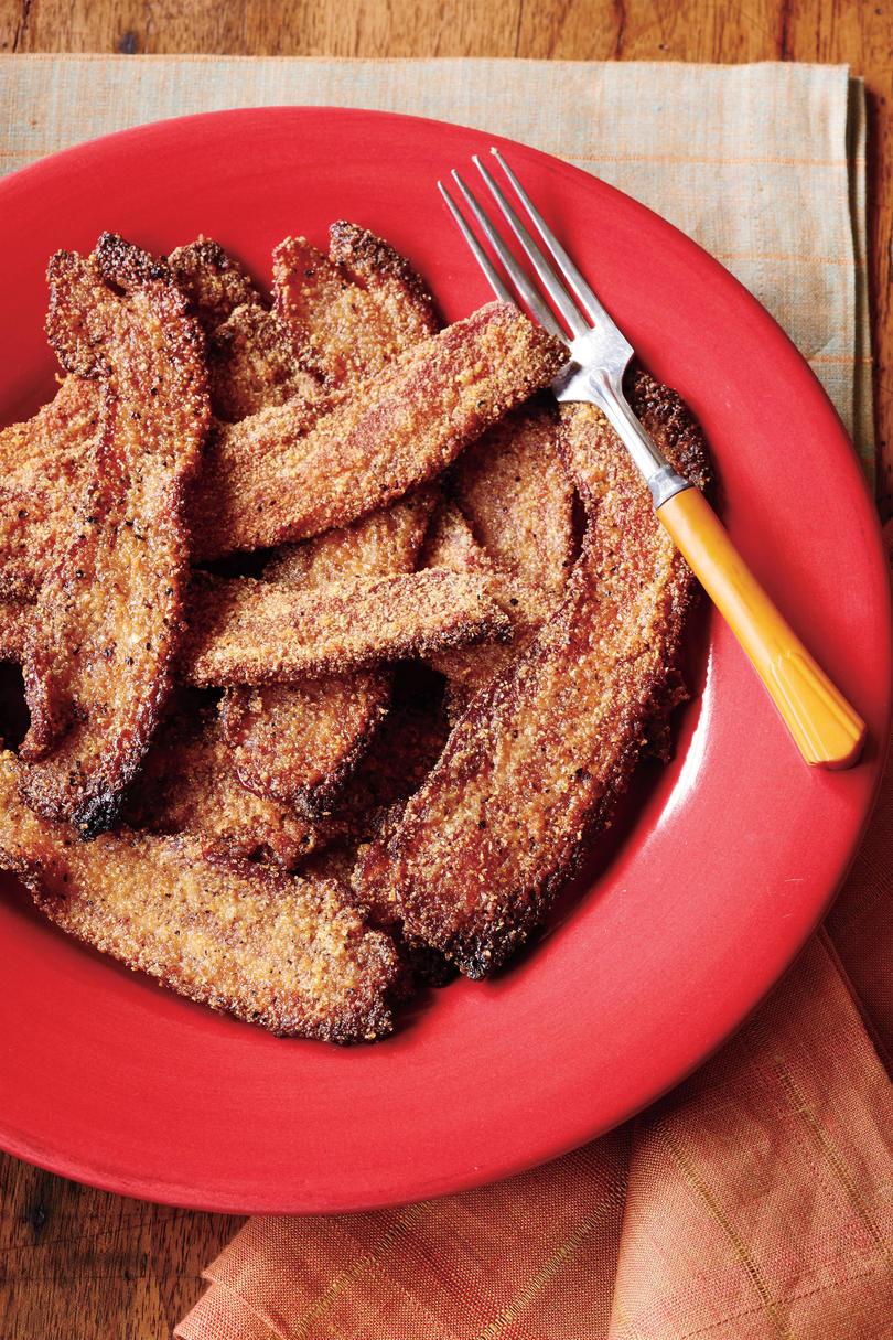 užina Recipes: Cornmeal-and-Brown Sugar-Crusted Bacon