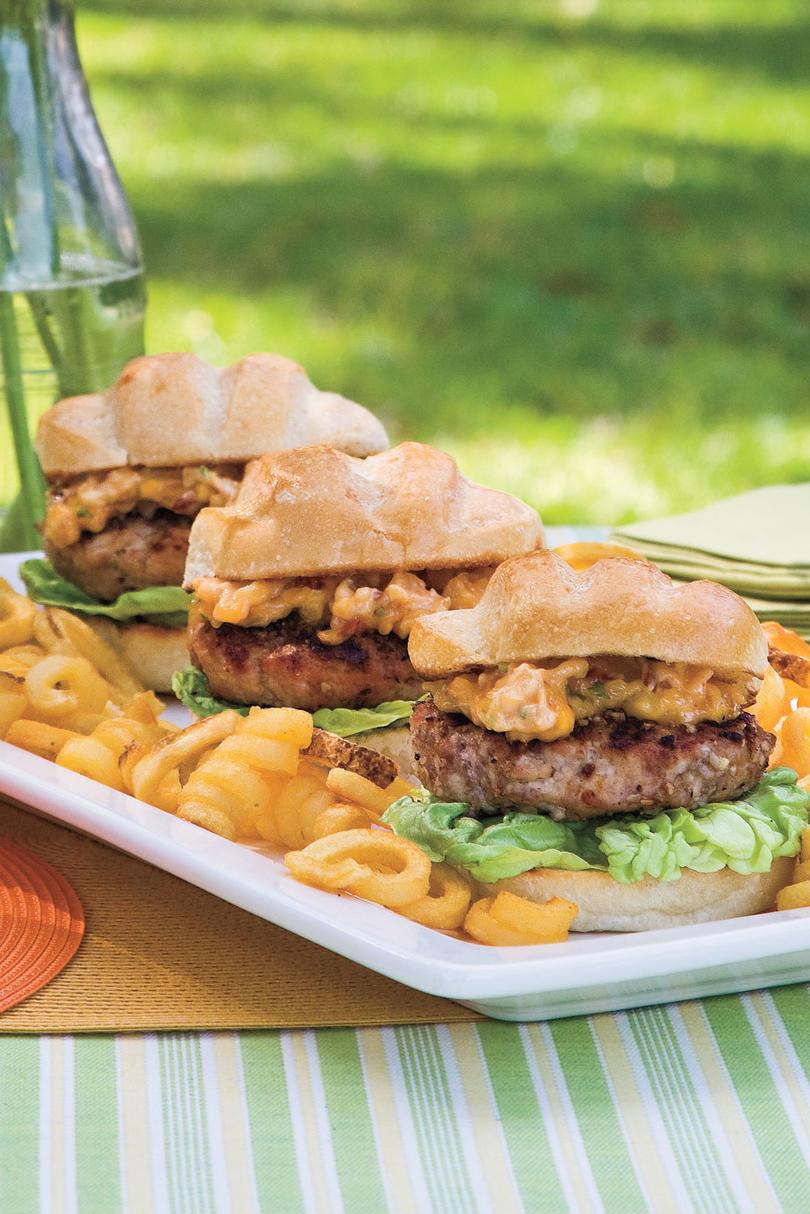 Grillattu Burgers and Sanwiches Recipes: Pecan-Crusted Pork Burgers with Dried Apricot-Chipotle Mayonnaise 
