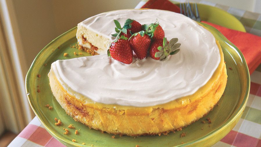 Utca. Patrick's Day Recipes: Irish Strawberry-and-Cream Cheesecake