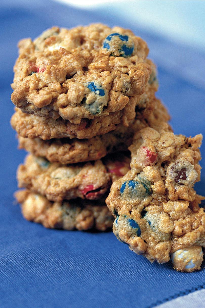 Quatrième of July Menu: Chewy Red, White, and Blue Cookies 