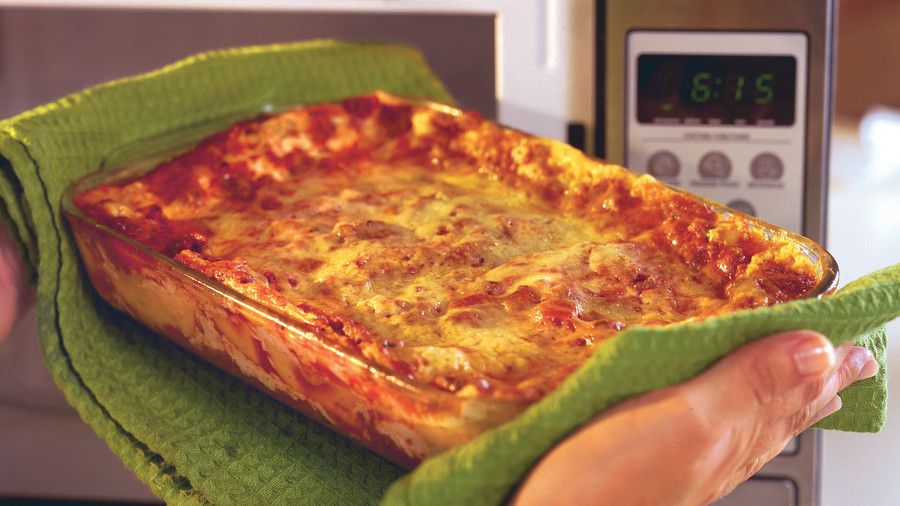 शीघ्र and Easy Dinner Recipes: Speedy Lasagna