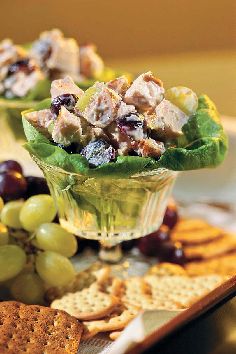 Piletina Salad with Grapes Recipe