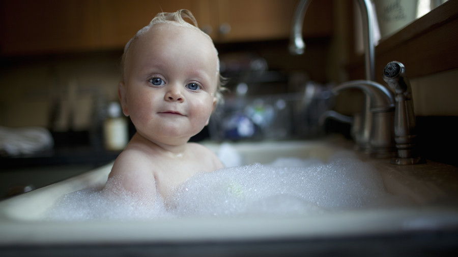 बच्चा in sink neutral baby names