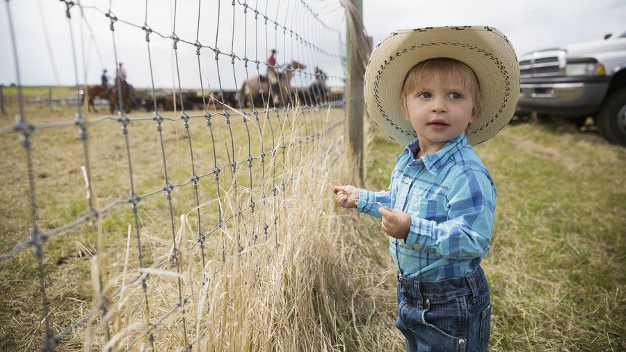 बच्चा in Cowboy Hat
