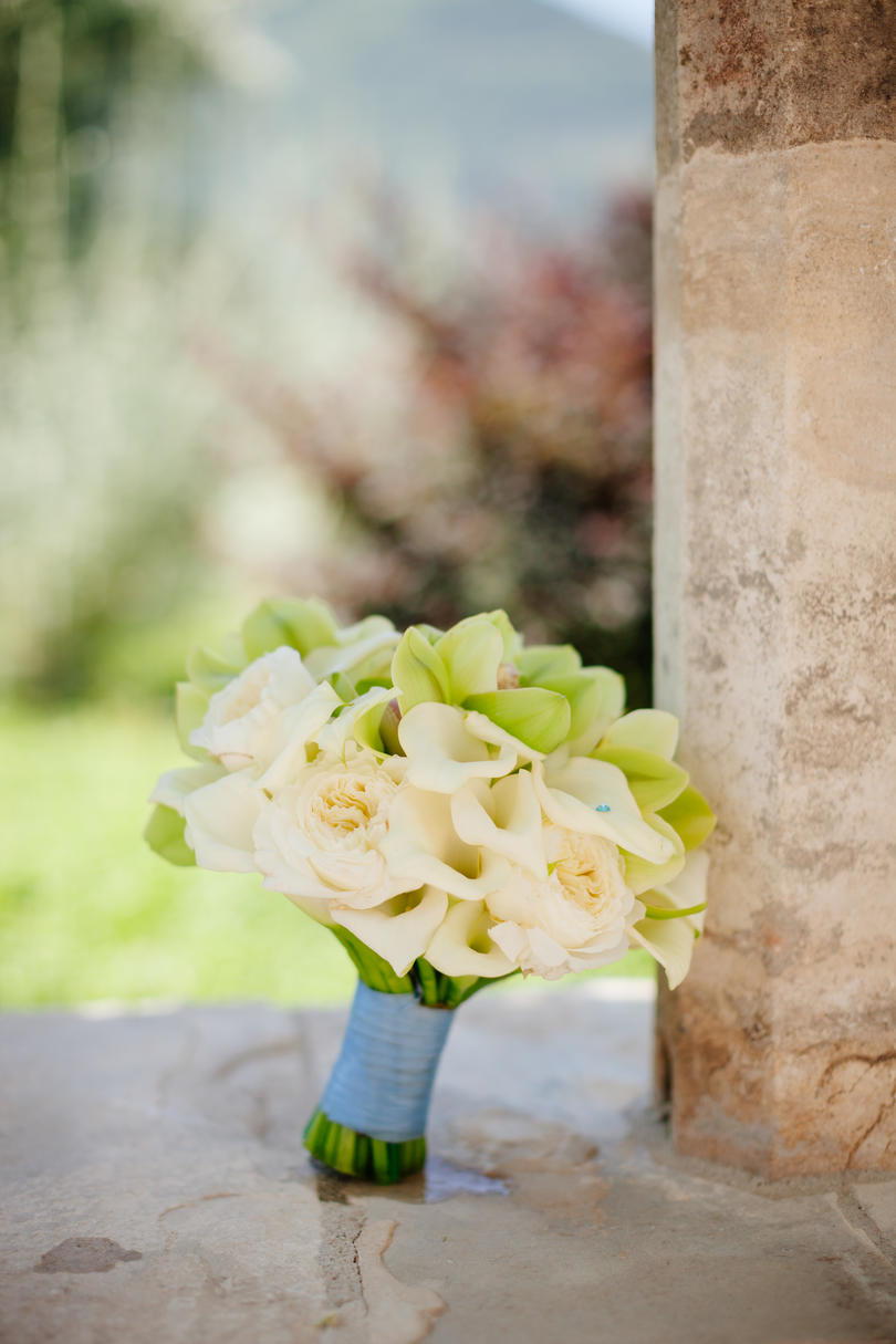 Pioni Wedding Bouquets Simple