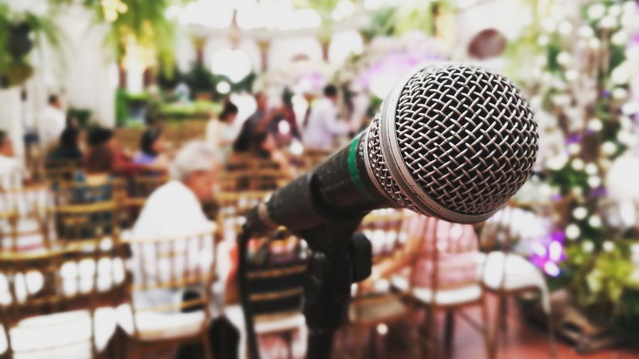 Vjenčanje Microphone