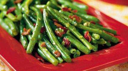 Sauté Green Beans with Bacon
