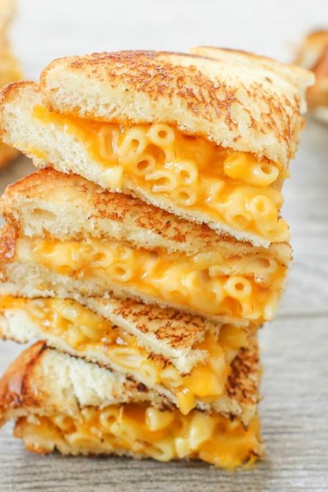 Grillattu Macaroni and Cheese Sandwich