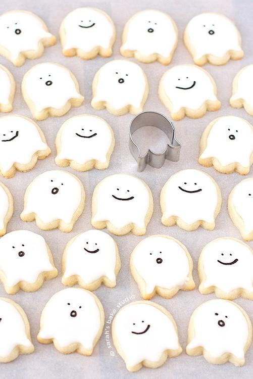 Sretan Little Ghost Cookies