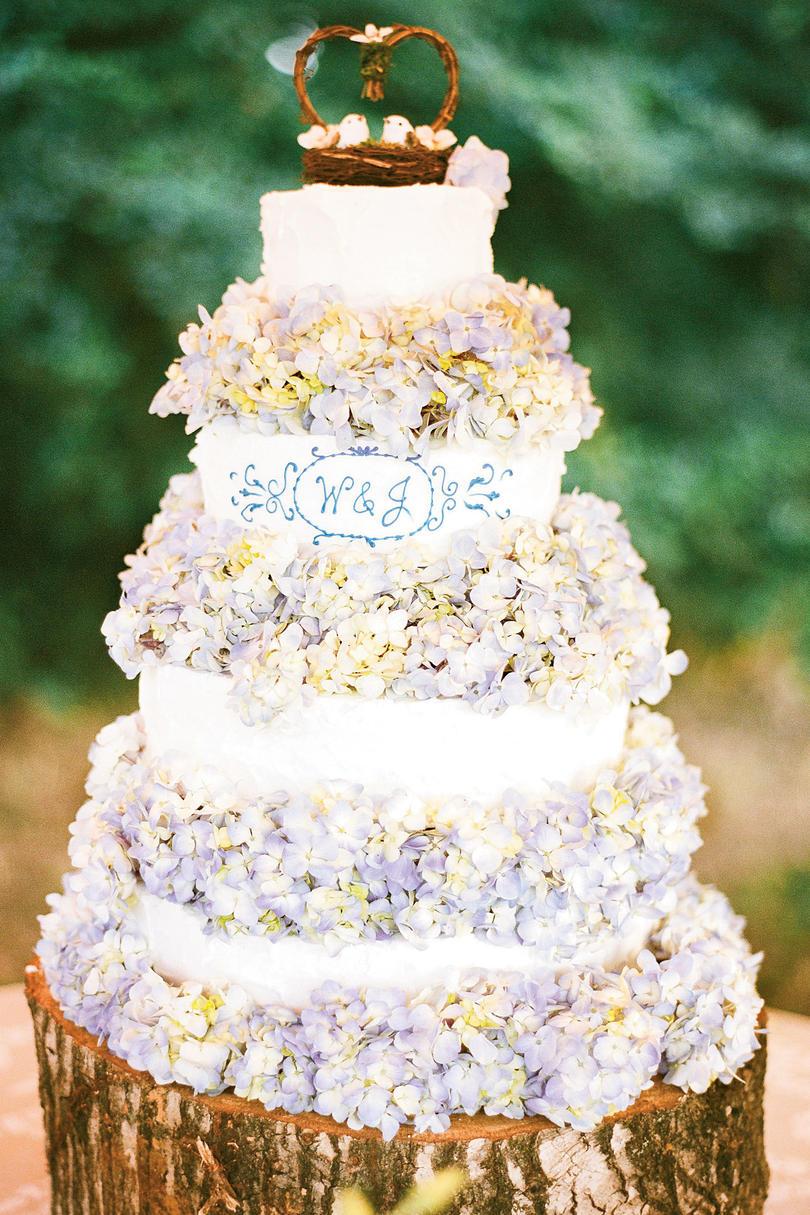 हाइड्रेंजिया Wedding Cake 