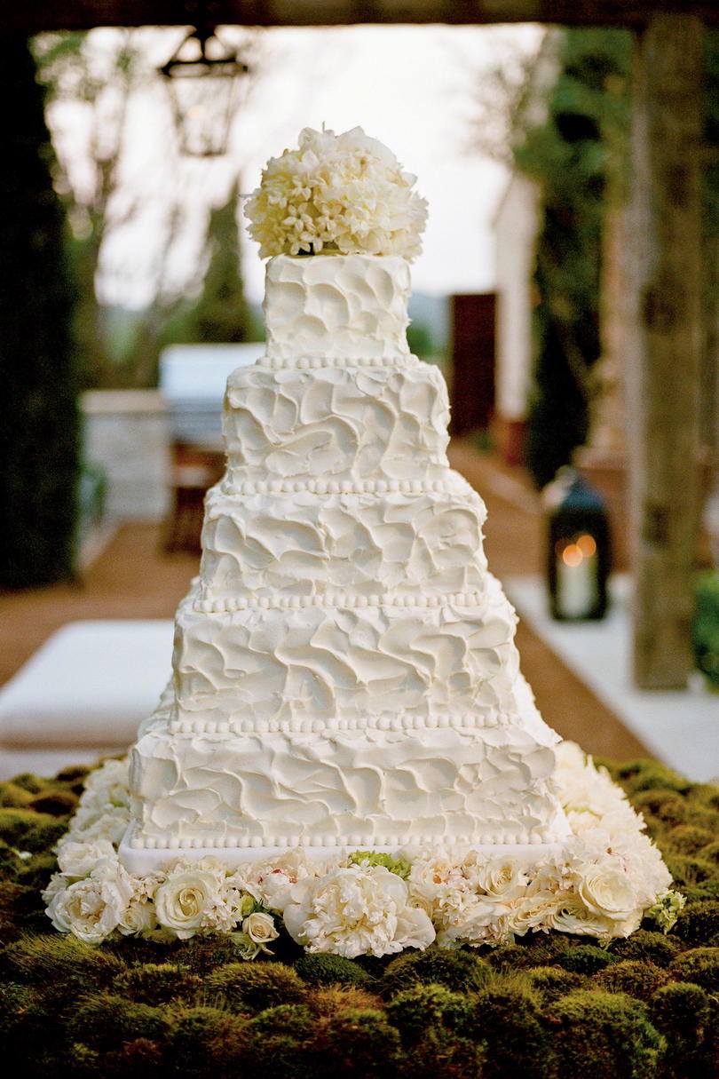Természetes Elegance Wedding Cake 