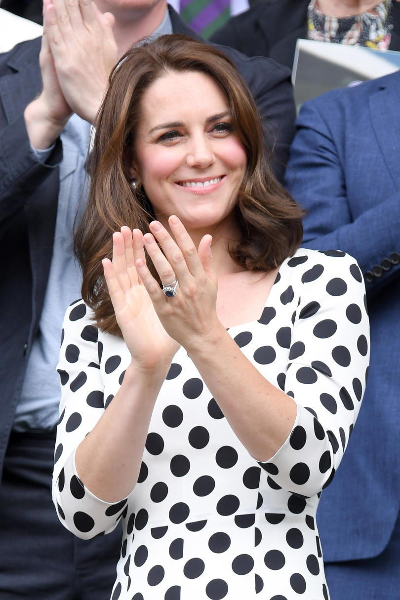 केट Middleton Clapping