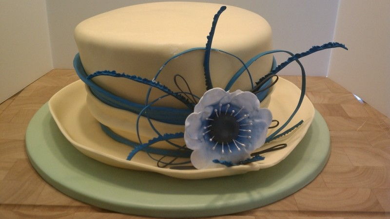 Klasik Derby Hat Cake