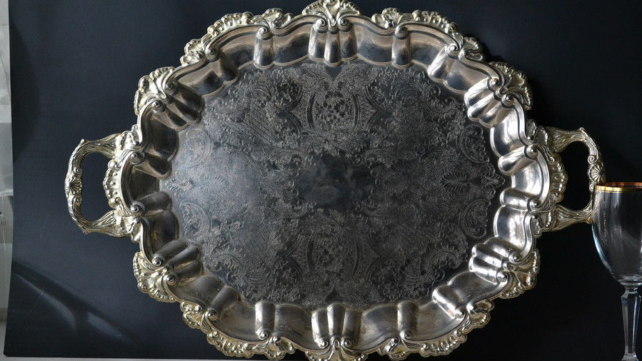 विशाल Silver Plate Footed Serving Tray