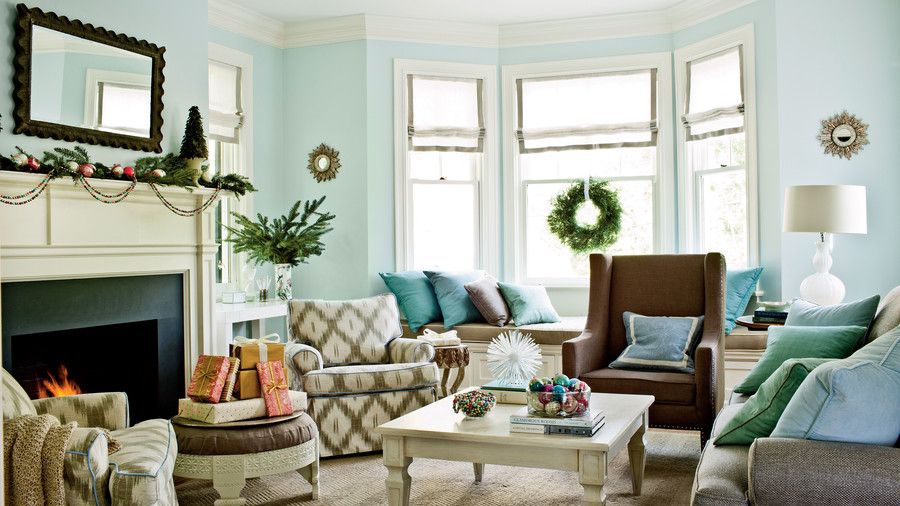 Sara Tuttle Living Room Decorated for Christmas